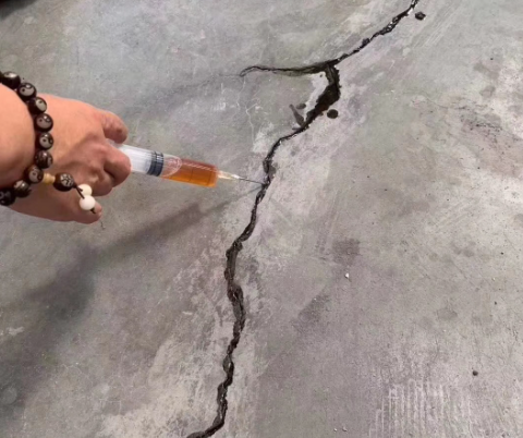 秀屿混凝土裂缝修补技术详解​